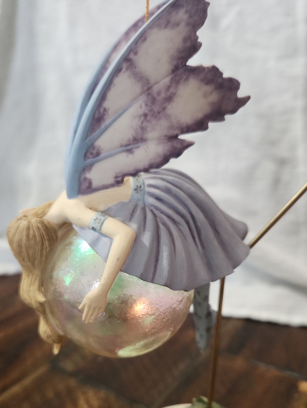 Amy Brown's Bubble Rider #2 - Picture 5 of 6